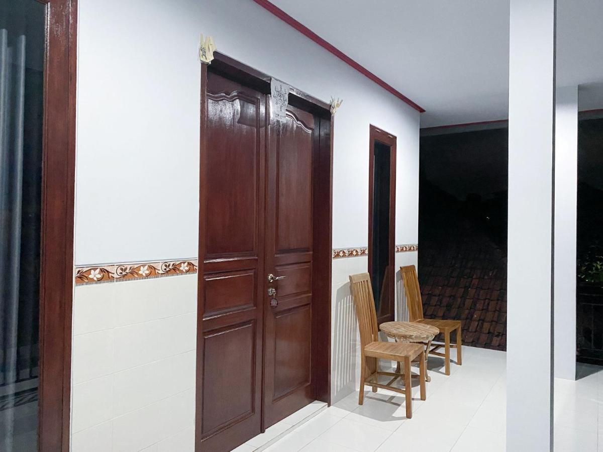 Taman Ratih Guest House Canggu Exterior foto